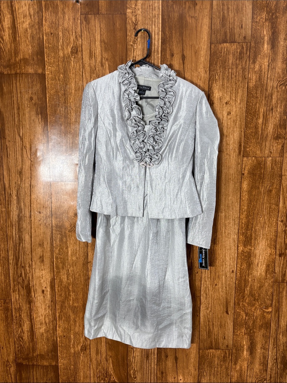 NWT Jessica Howard Silver Ruffle-Trim Suit Jacket with Matching Under Dress